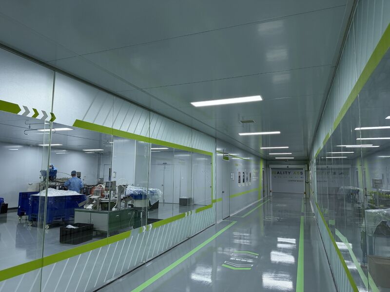 China FOSHAN QIJUNHONG PLASTIC PRODUCTS MANUFACTORY CO.,LTD company profile