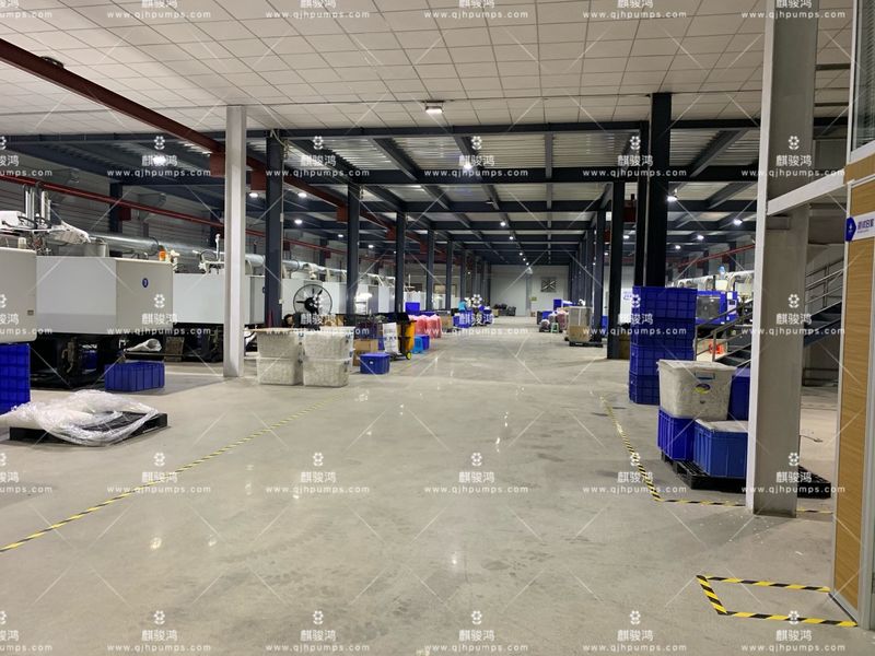 China FOSHAN QIJUNHONG PLASTIC PRODUCTS MANUFACTORY CO.,LTD company profile