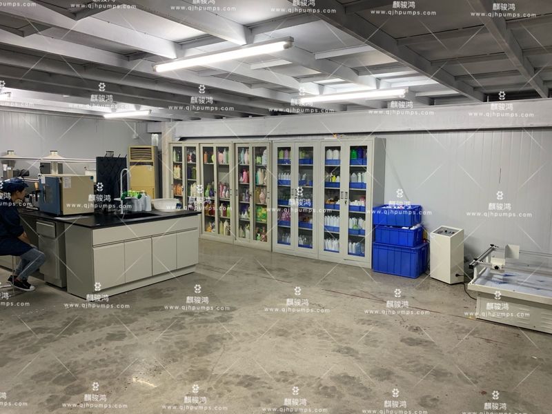 China FOSHAN QIJUNHONG PLASTIC PRODUCTS MANUFACTORY CO.,LTD company profile